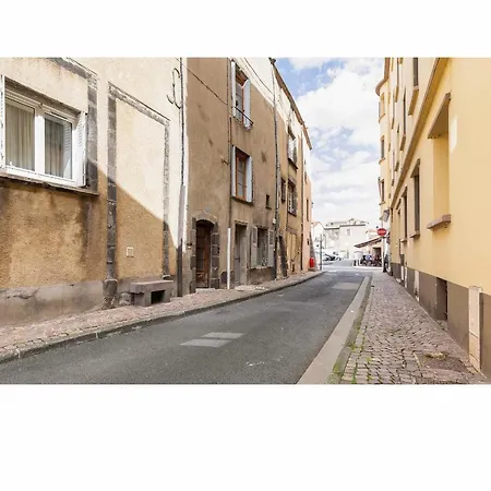 شقة Location F1 Neuf Centre Historique