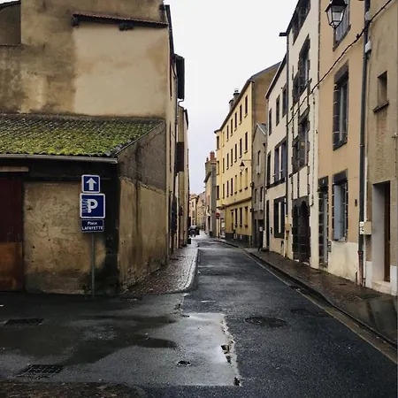 Location F1 Neuf Centre Historique Lägenhet Riom