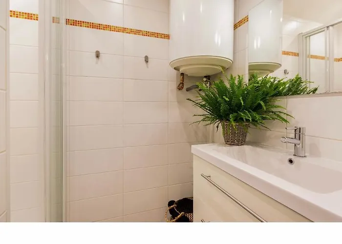 Location F1 Neuf Centre Historique Lägenhet